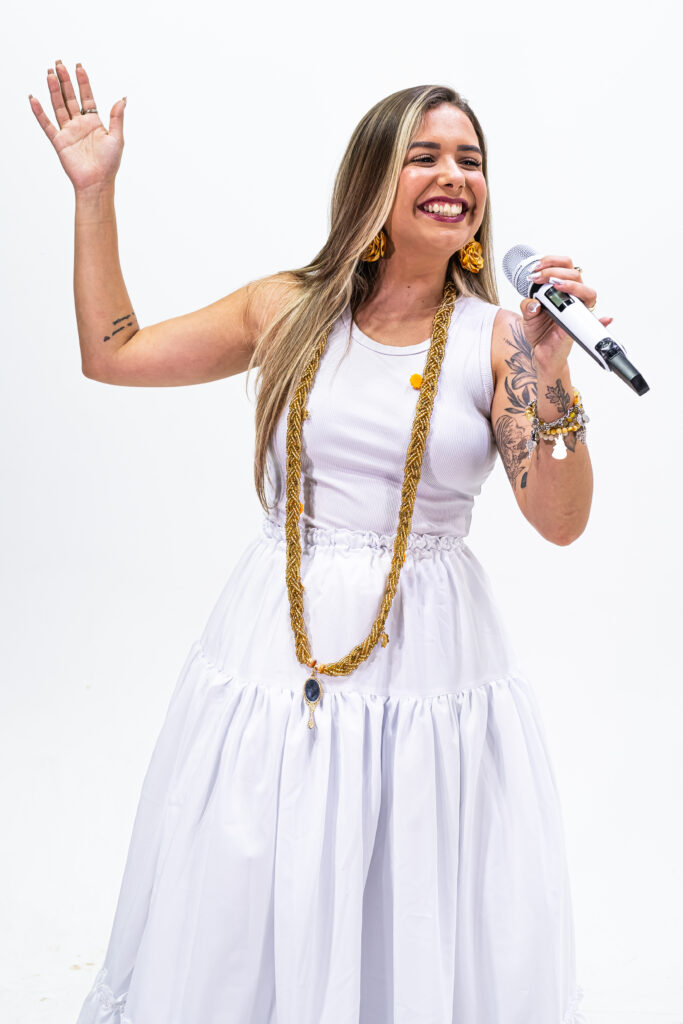 VITORINHA DE OXUM 08798 - Terreiro Tumbae